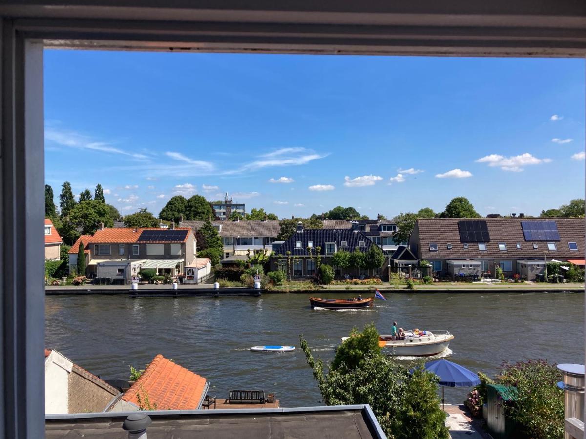 Luc'S Place, Waterbed Grote Kamer Zoeterwoude Exterior foto