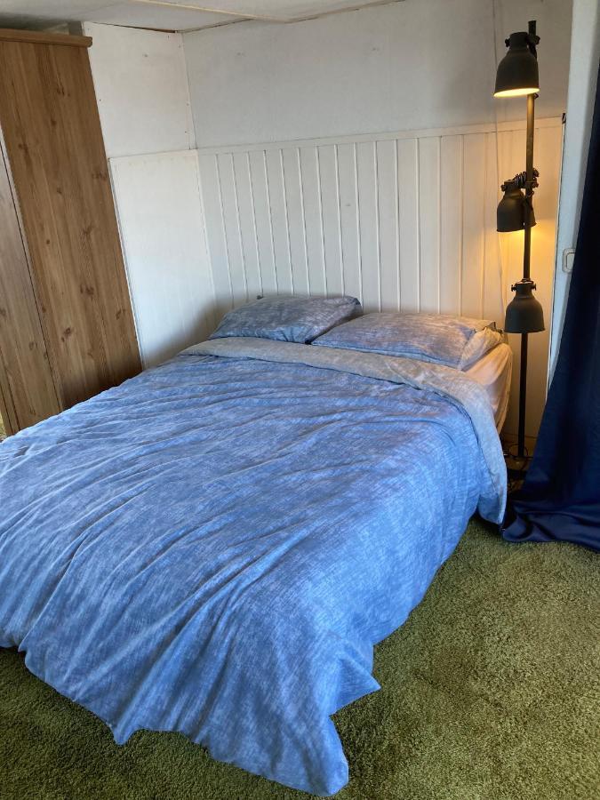 Luc'S Place, Waterbed Grote Kamer Zoeterwoude Exterior foto